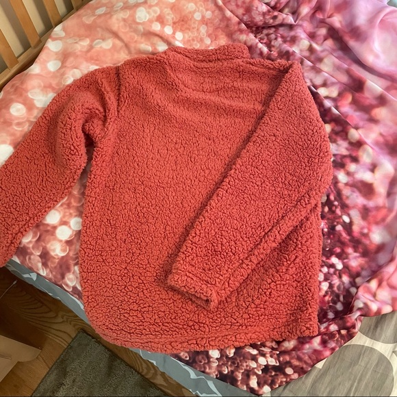 Southern Marsh Fuzzy Sherpa Quarter Zip Pullover - Picture 9 of 9